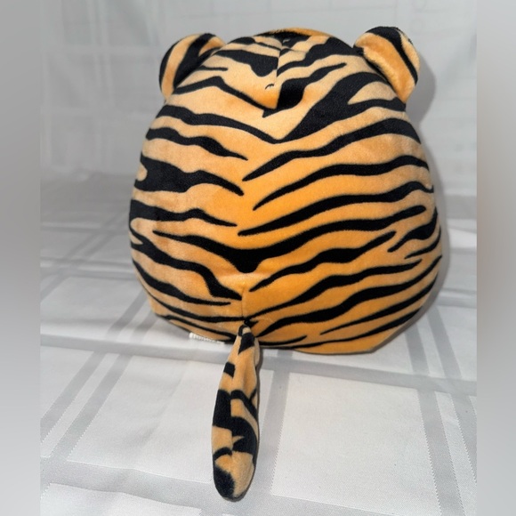 Squishmallows- TINA THE TIGER EUC - Picture 2 of 2